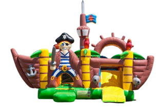 Tolles Piratenschiff mit ausreichend Platz zum hüpfen, klettern und rutschen für alle kleinen und großen Piratenfans